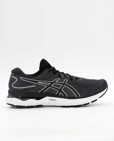 A right-hand side view of the Asics Gel Nimbus 24, in Black/White.