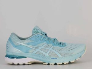 A side view of the Asics GT 2000 9, in Aqua Angel/Pure Silver.