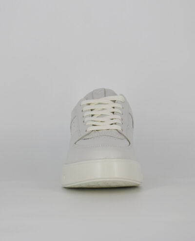 A front view of the Ecco Street 720 W Starlight, in White.
