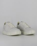 A group view of the Ecco Street 720 W Starlight, in White.