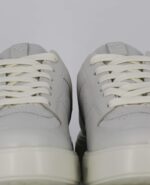 An extreme close-up of the Ecco Street 720 W Starlight, in White.