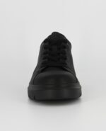 A front view of the Ecco Nouvelle, in Black.