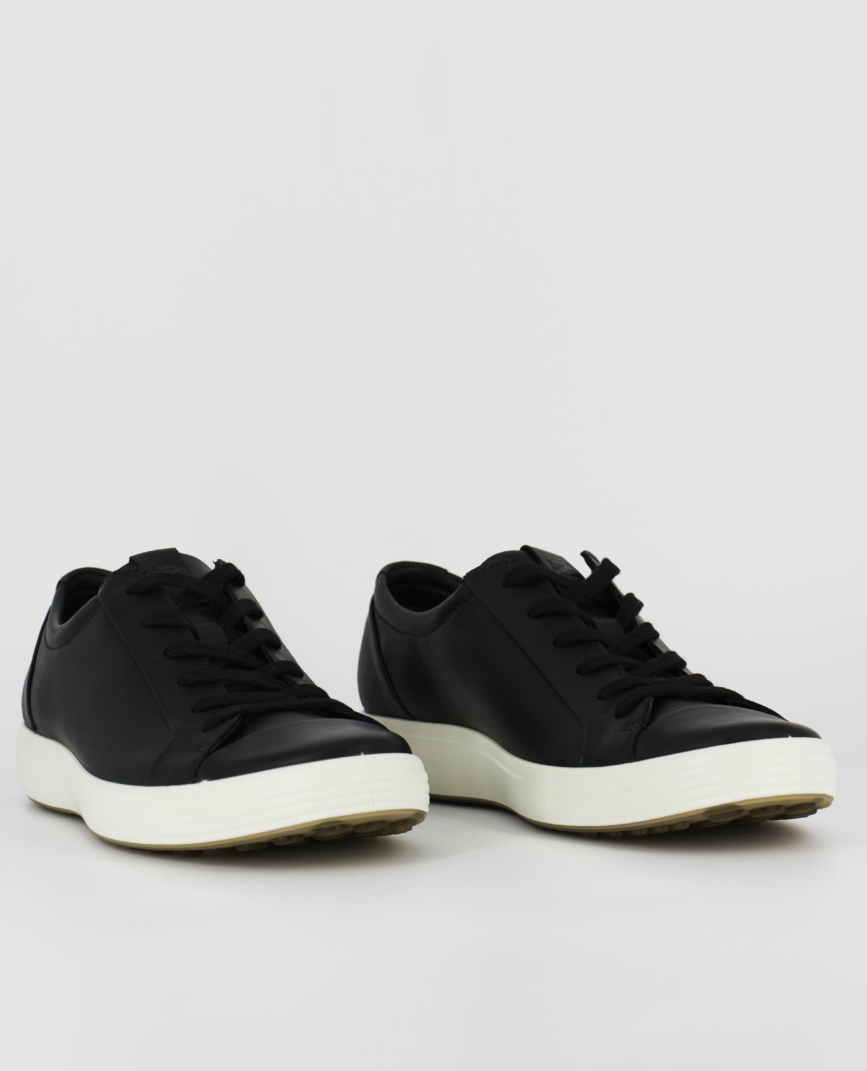 A group view of the Ecco Soft 7 M, in Black.