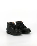 A pair of the Kinysi Charlie, in Black Leather.