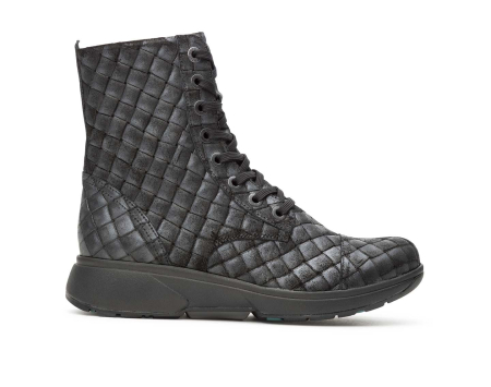 A right-hand side view of the Xsensible Riga, in Black Vintage Braided.