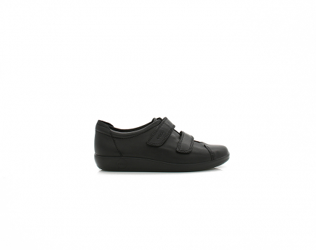 A right-hand side view of the Ecco Soft 2.0, in Black.